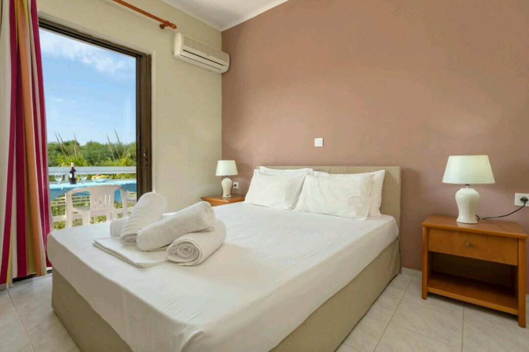 Eleni Studios & Apartments 알리케스 외부 사진